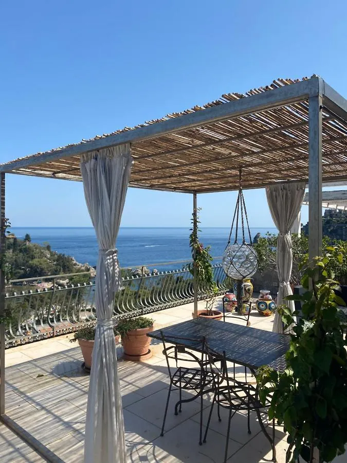 202 Luxury Terrace View Apartment Taormina